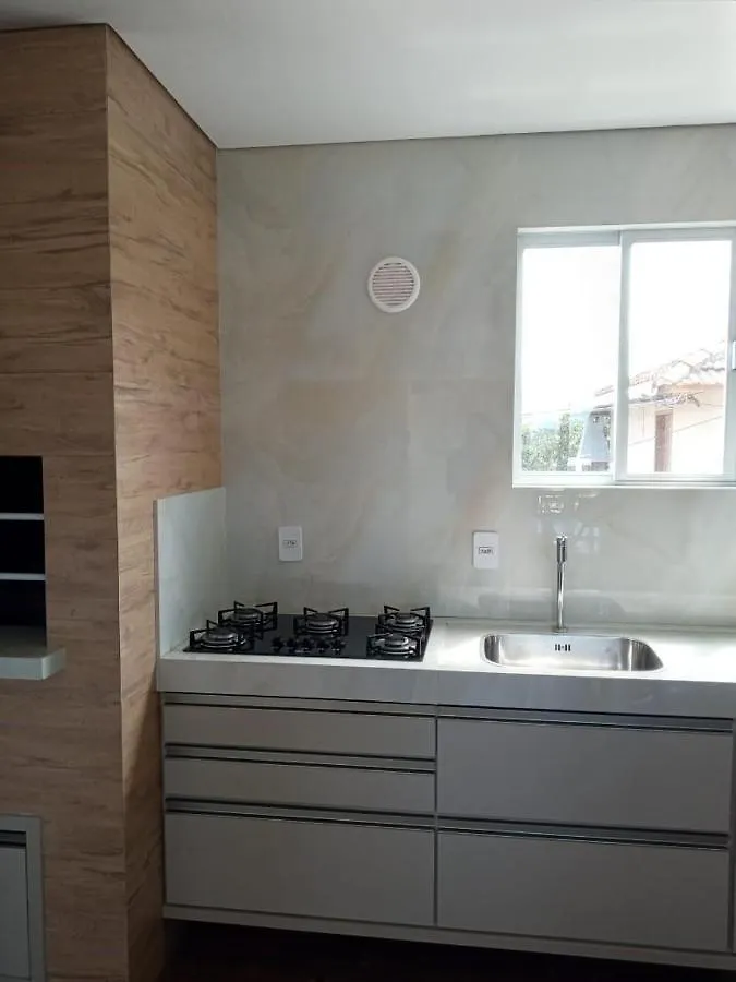 Apartamento Ponta Do Papagaio - Com Varanda Palhoça